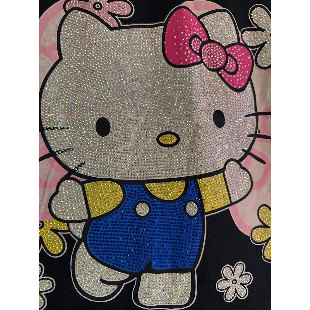 Hello Kitty oversized short sleeve rhinestone t-shirt size S/M - Picture 2 of 5